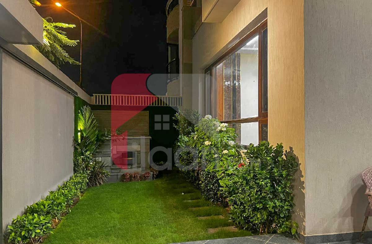 500 Sq.yd House for Sale in Phase 8, DHA Karachi