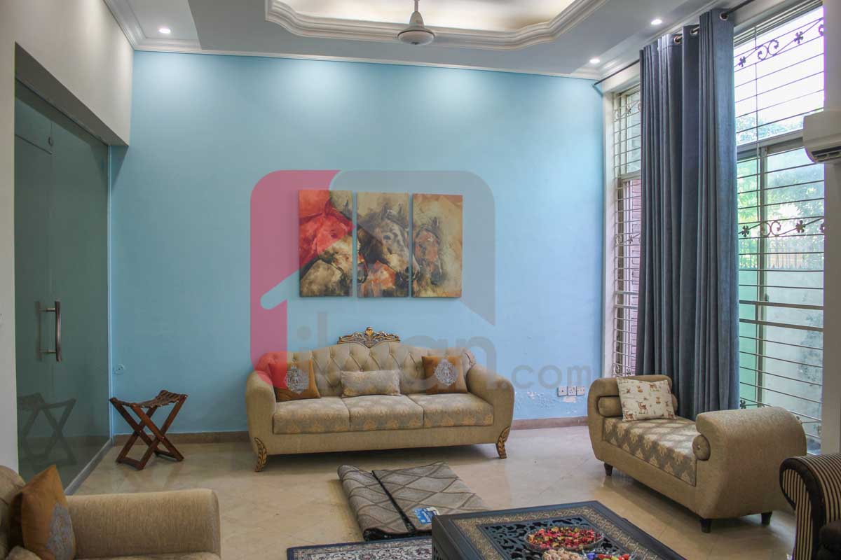 10 Marla House for Sale in Block K2, Phase 1, Wapda Town, Lahore