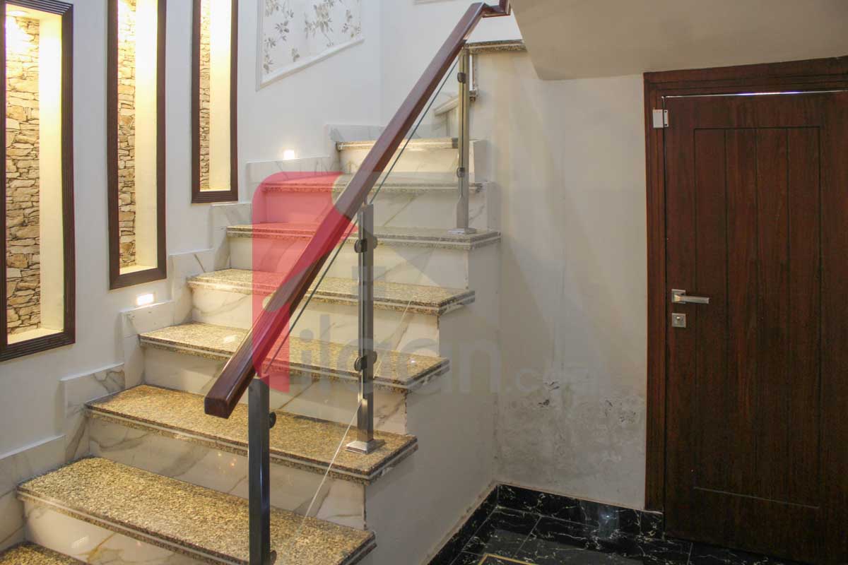 10 Marla House for Sale in Eastern Block, Phase 1, Bahria Orchard, Lahore