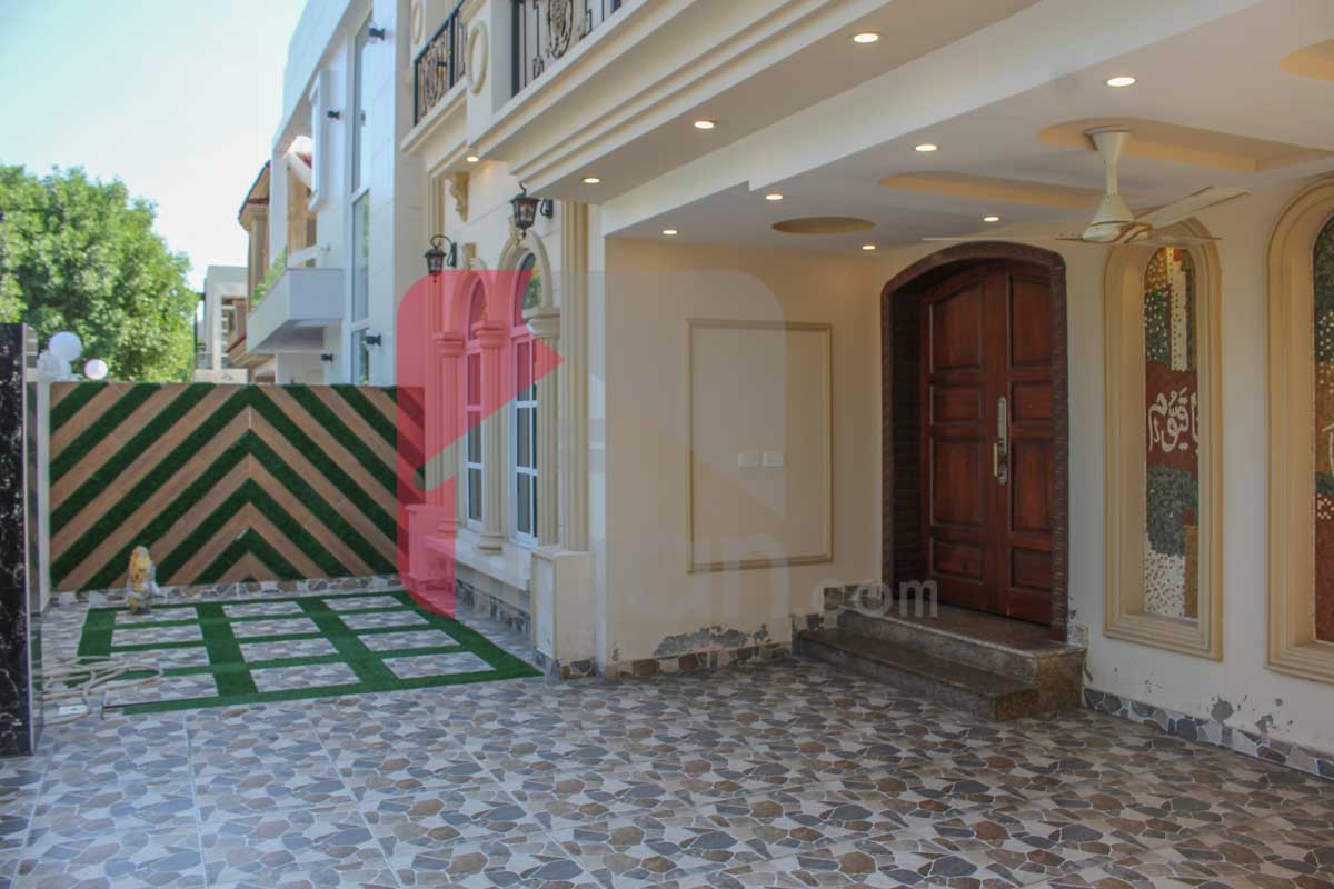 10 Marla House for Sale in Eastern Block, Phase 1, Bahria Orchard, Lahore