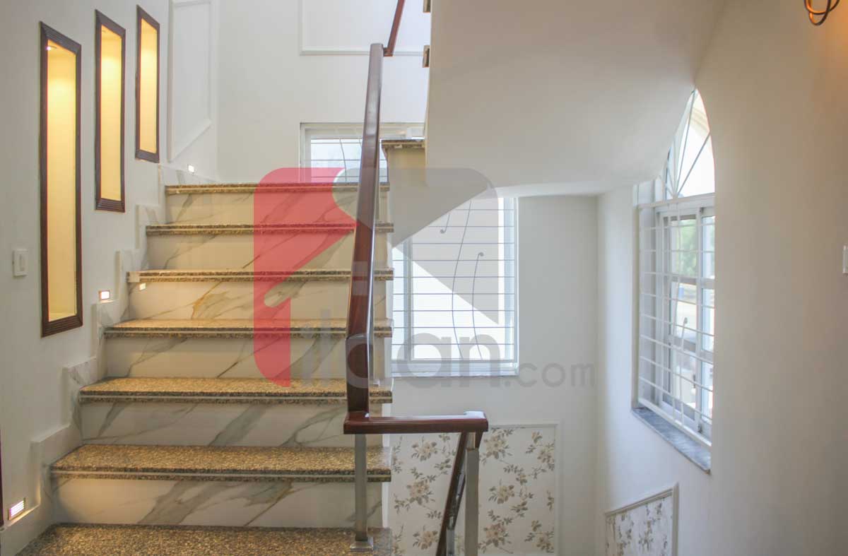 10 Marla House for Sale in Eastern Block, Phase 1, Bahria Orchard, Lahore