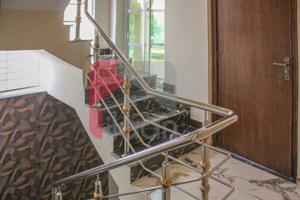 10 Marla House for Sale in Eastern Block, Phase 1, Bahria Orchard, Lahore