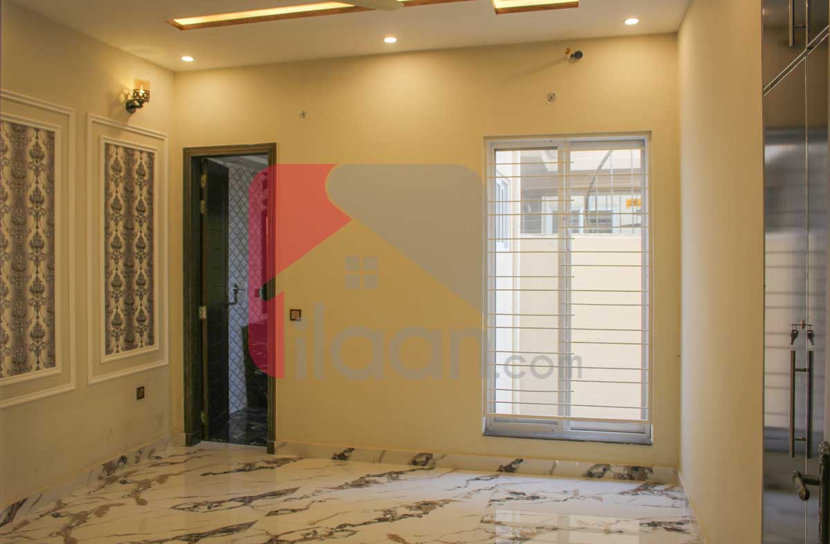 10 Marla House for Sale in Eastern Block, Phase 1, Bahria Orchard, Lahore