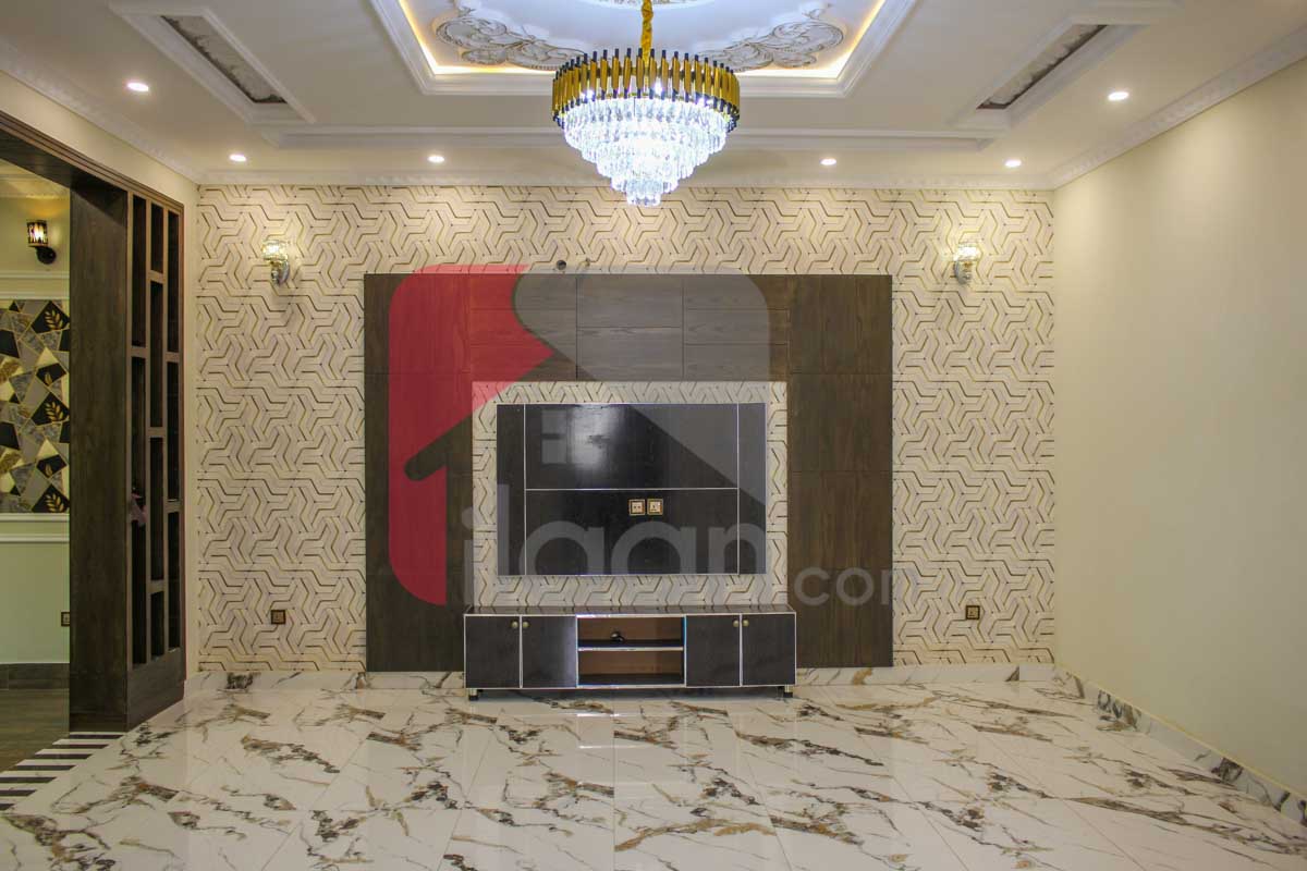10 Marla House for Sale in Eastern Block, Phase 1, Bahria Orchard, Lahore
