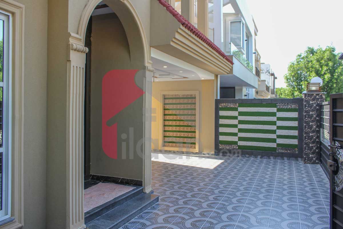 10 Marla House for Sale in Eastern Block, Phase 1, Bahria Orchard, Lahore