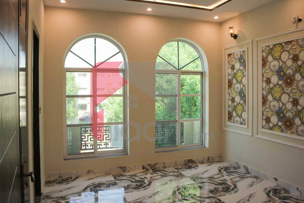 10 Marla House for Sale in Eastern Block, Phase 1, Bahria Orchard, Lahore