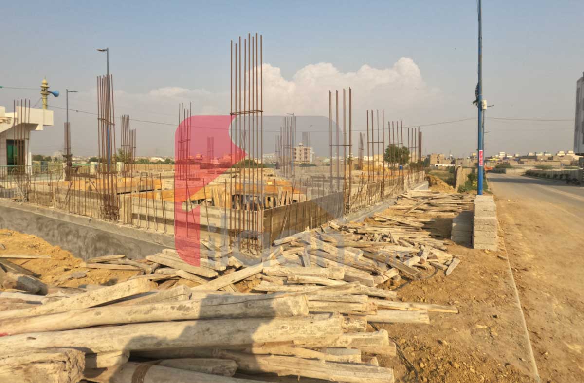 700 Sq.ft Shop for Sale in Corner View Apartments, Gold Block, Phase 1, North Town Residency, Karachi