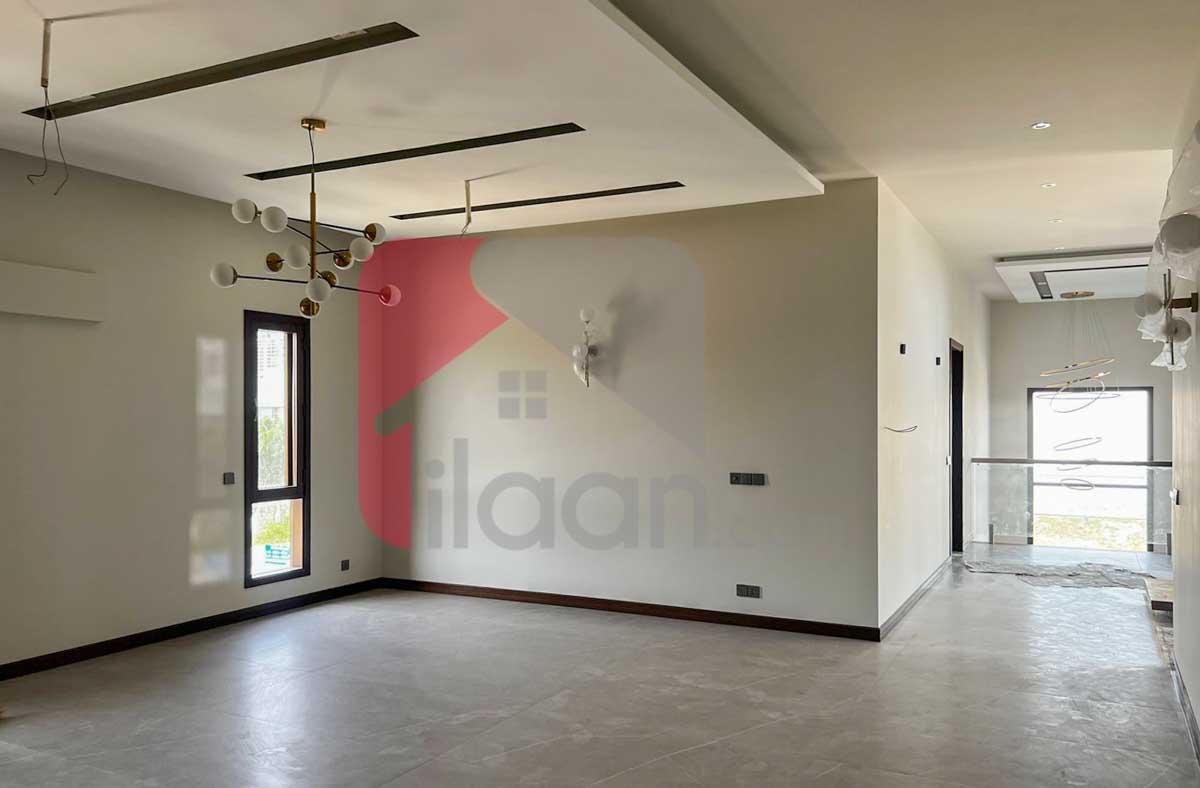 500 Sq.yd House for Sale in Phase 8, DHA Karachi