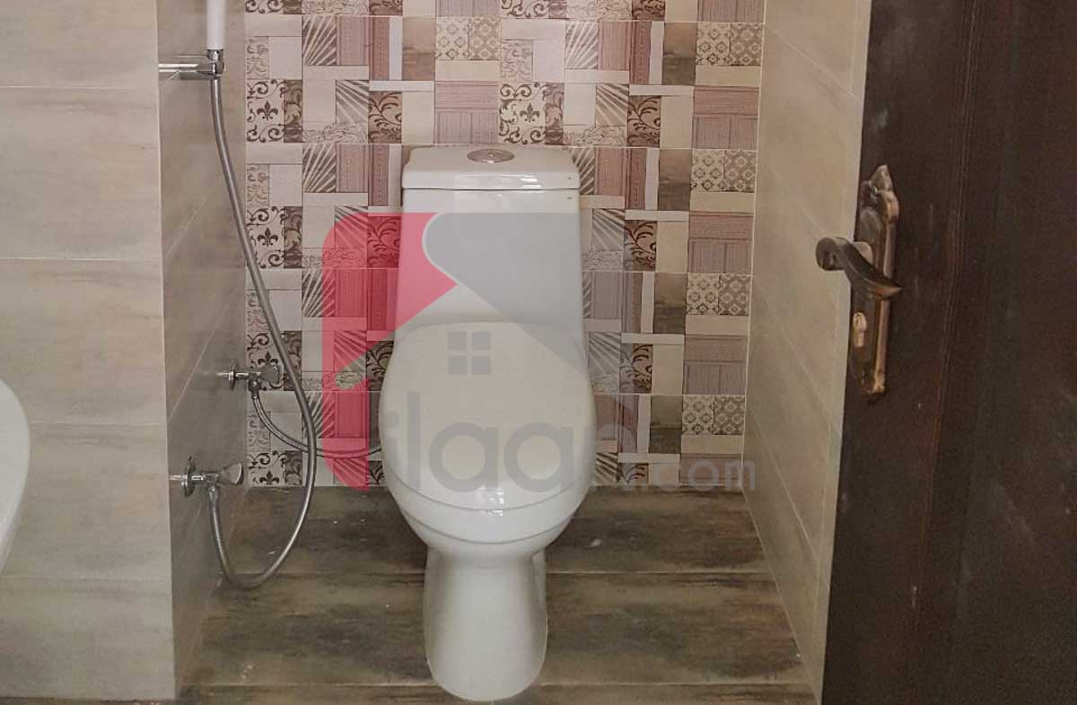200 Sq.yd Office for Rent in Ittehad Commercial Area, Phase 6, DHA Karachi