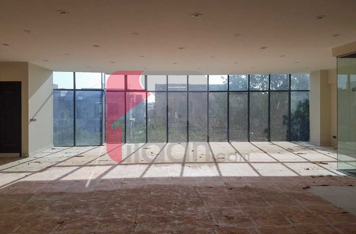 200 Sq.yd Office for Rent in Ittehad Commercial Area, Phase 6, DHA Karachi