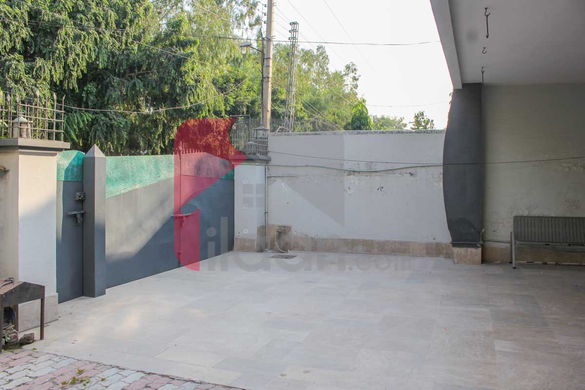 1 Kanal House for Rent (First Floor) in Block B1, Phase 1, Johar Town, Lahore