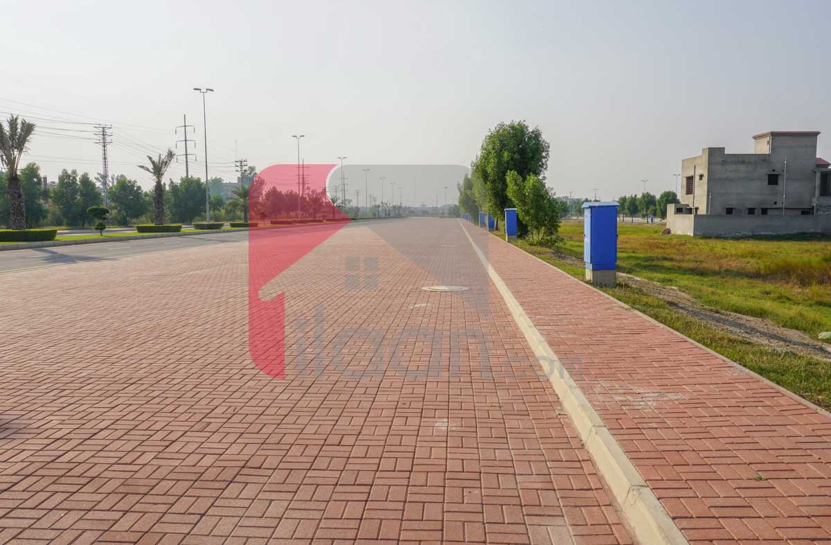 8 Marla Commercial Plot for Sale in Phase 3, Bahria Orchard, Lahore