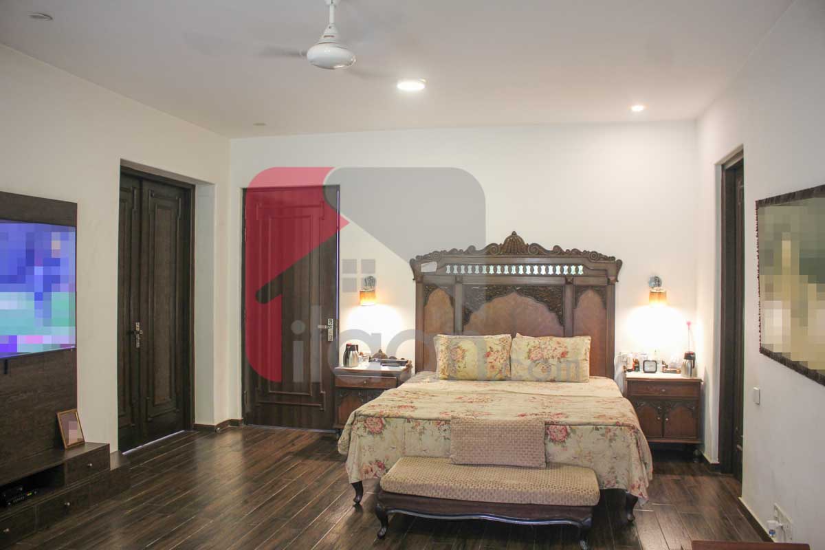 12 Kanal Farmhouse for Sale on Bedian Road, Lahore