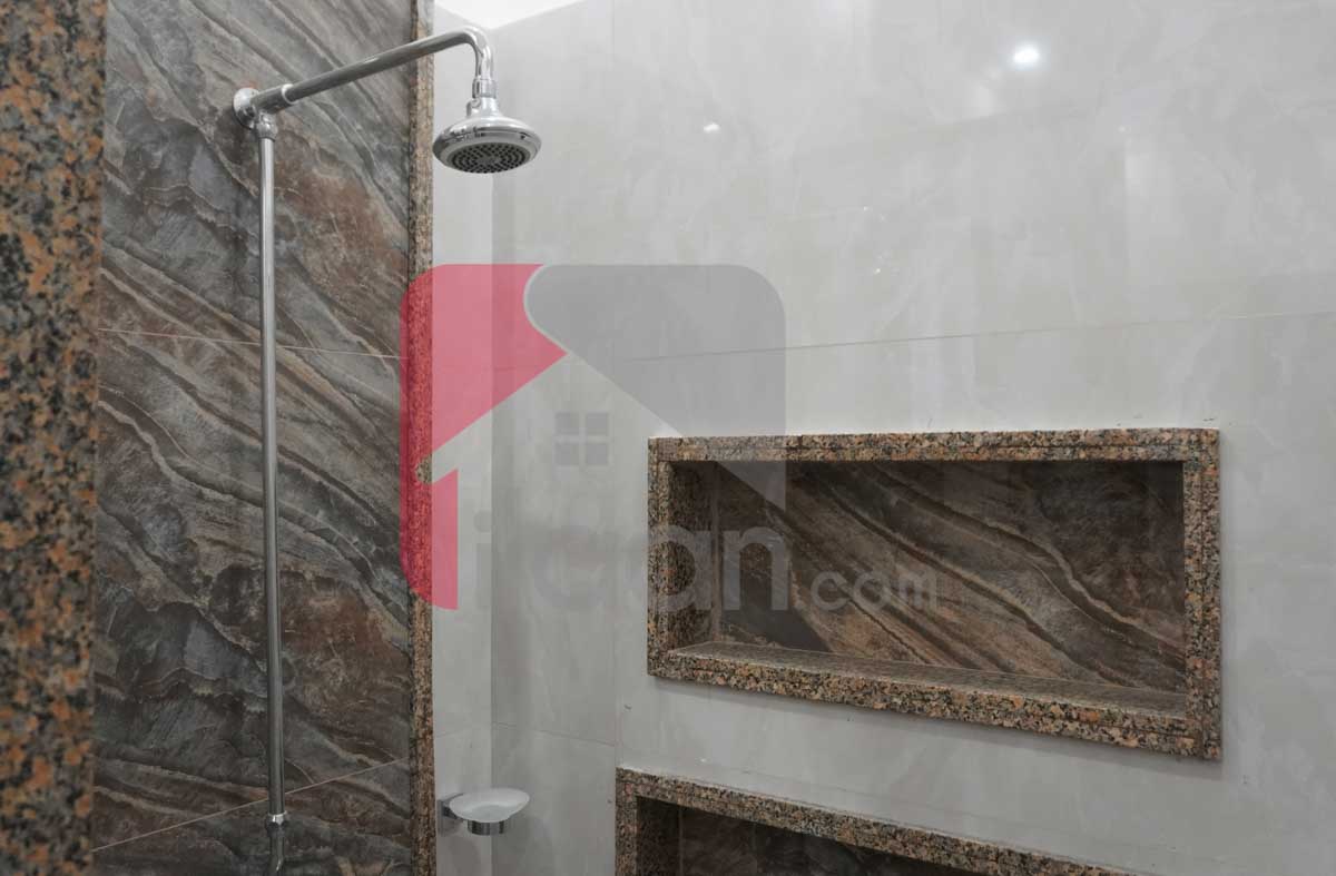 10 Marla House for Sale in Tariq Gardens, Lahore