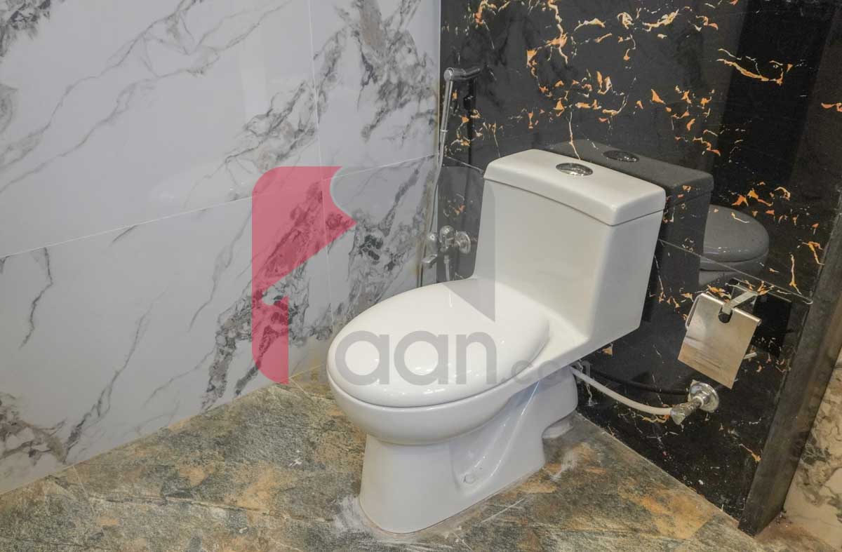 10 Marla House for Sale in Tariq Gardens, Lahore