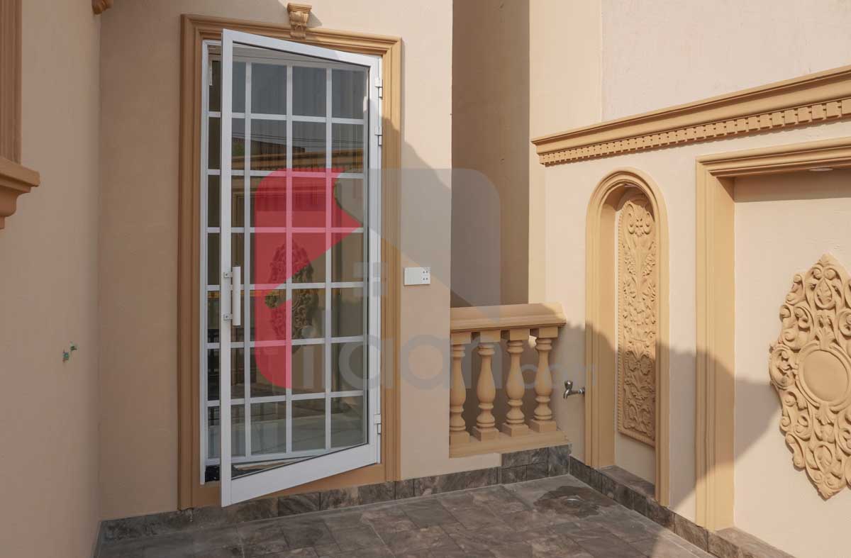 12 Marla House for Sale in Block P, Phase 2, Johar Town, Lahore