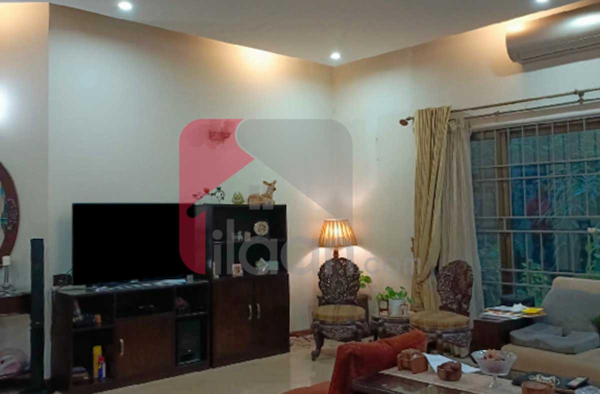 1 Kanal House for Sale in Block A, Phase 5, DHA Lahore
