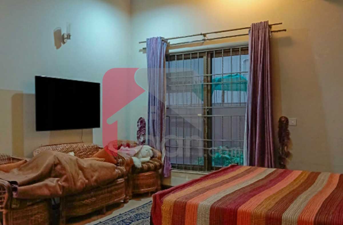 1 Kanal House for Sale in Block A, Phase 5, DHA Lahore