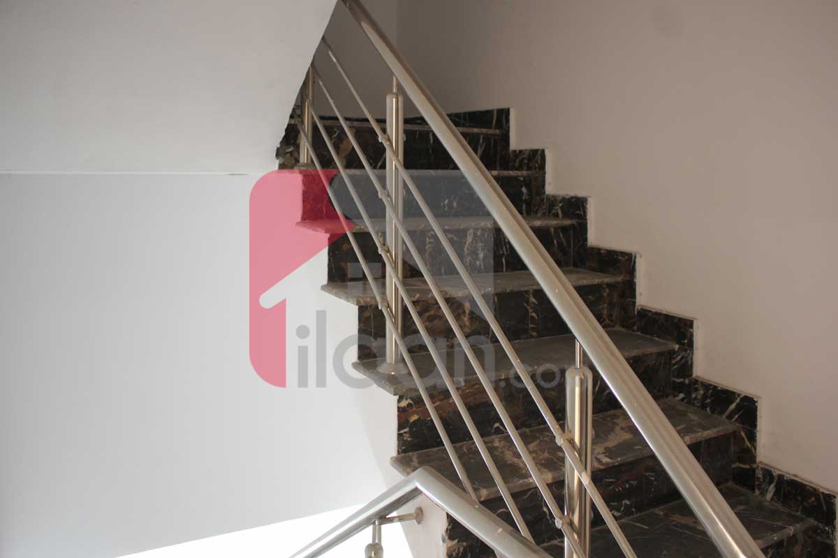 8 Marla Office for Rent (Third Floor) in Block C, Phase 6, DHA Lahore