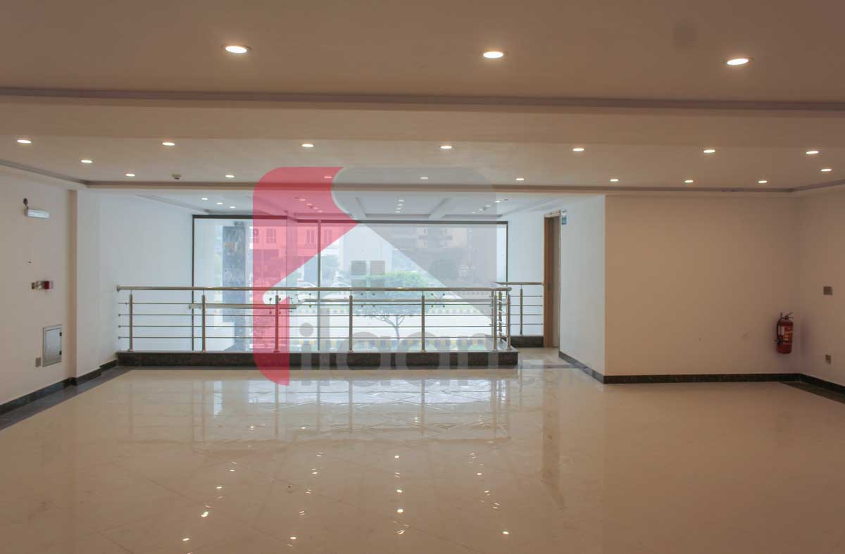 8 Marla Office for Rent (Third Floor) in Block C, Phase 6, DHA Lahore