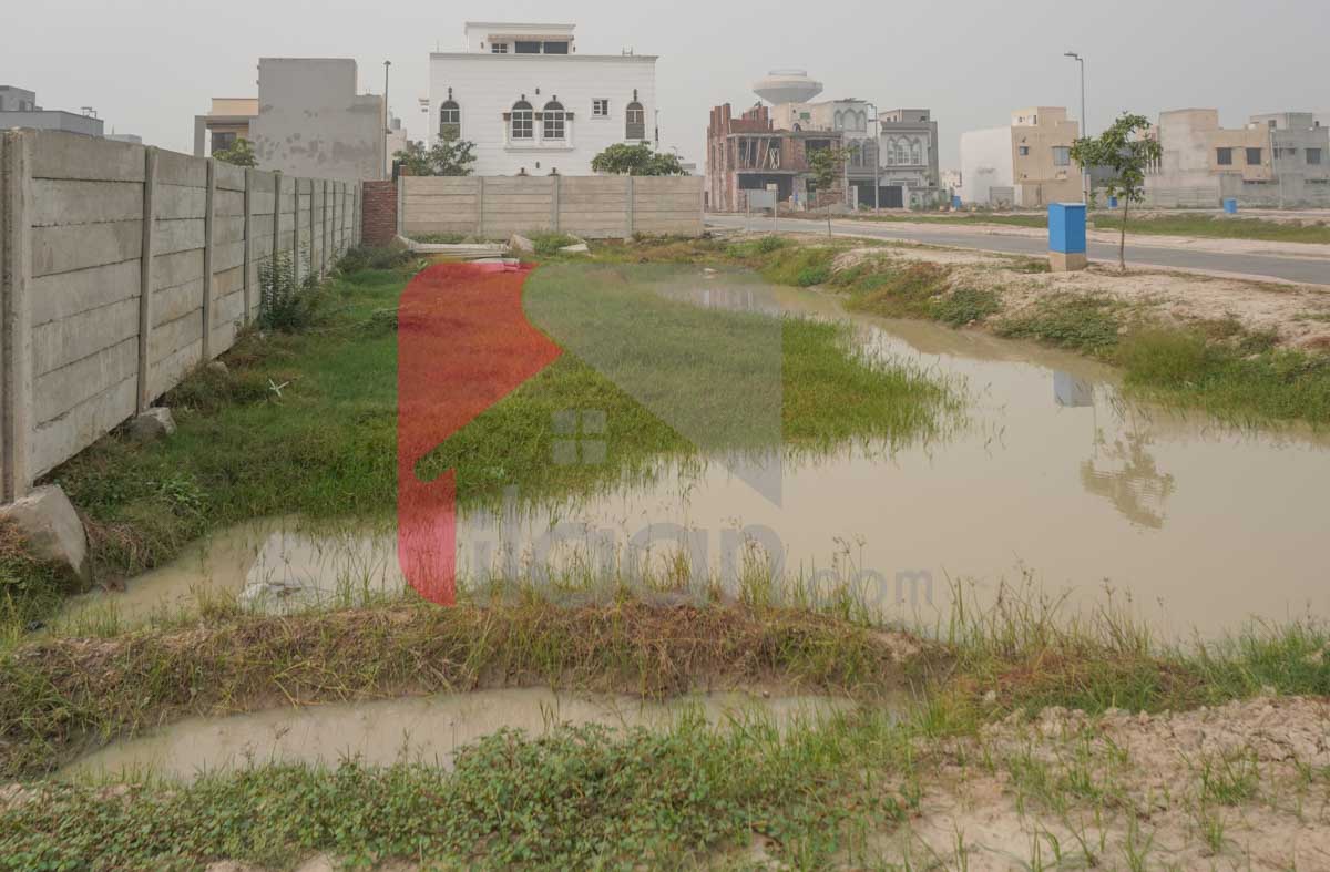 7.5 Marla Plot for Sale in Eastern Extension Block, Phase 2, Bahria Orchard, Lahore 