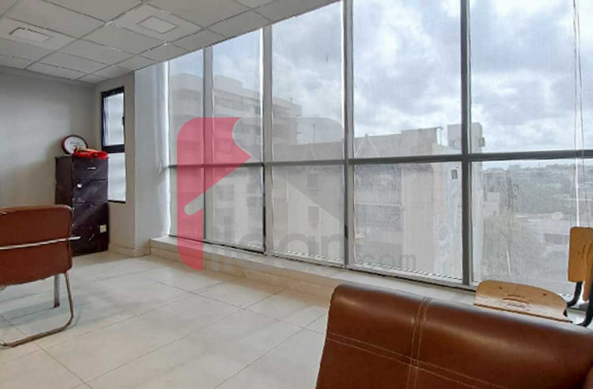 1100 Sq.ft Office for Rent in Phase 6, DHA Karachi