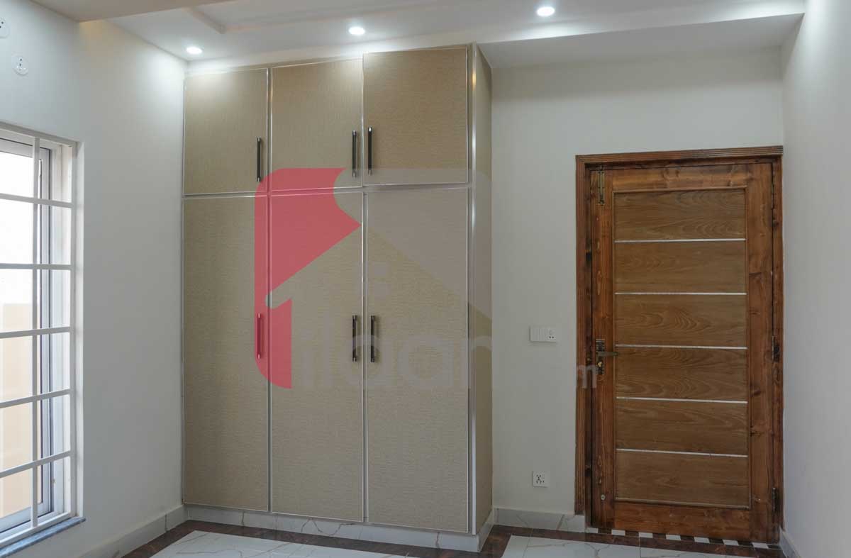 8 Marla House for Sale in Block C, Phase 2, Bahria Orchard, Lahore