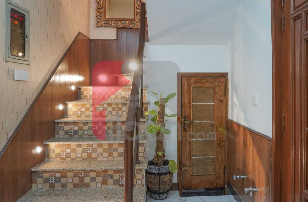 8 Marla House for Sale in Block C, Phase 2, Bahria Orchard, Lahore