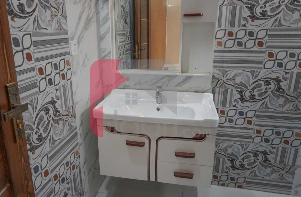 8 Marla House for Sale in Block C, Phase 2, Bahria Orchard, Lahore