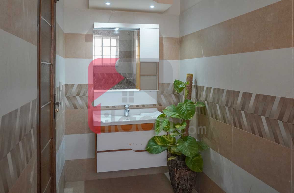 8 Marla House for Sale in Block C, Phase 2, Bahria Orchard, Lahore