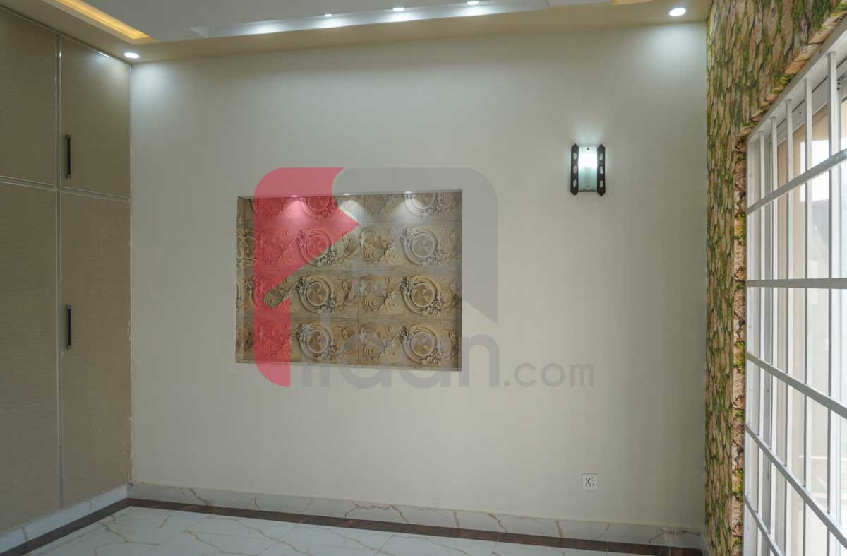8 Marla House for Sale in Block C, Phase 2, Bahria Orchard, Lahore