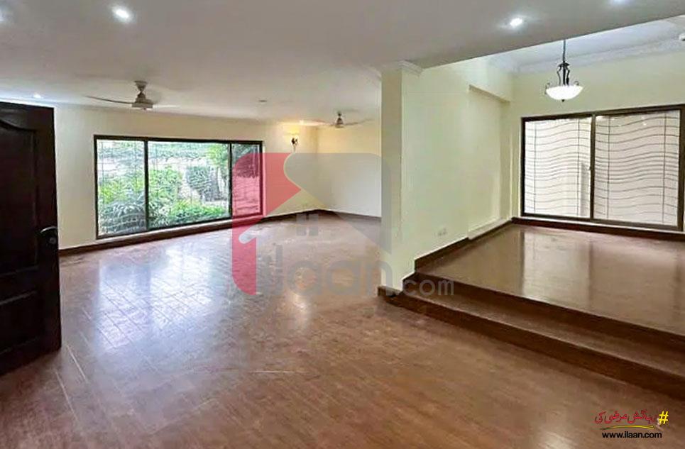 2 Kanal House for Rent in Cavalry Ground, Lahore