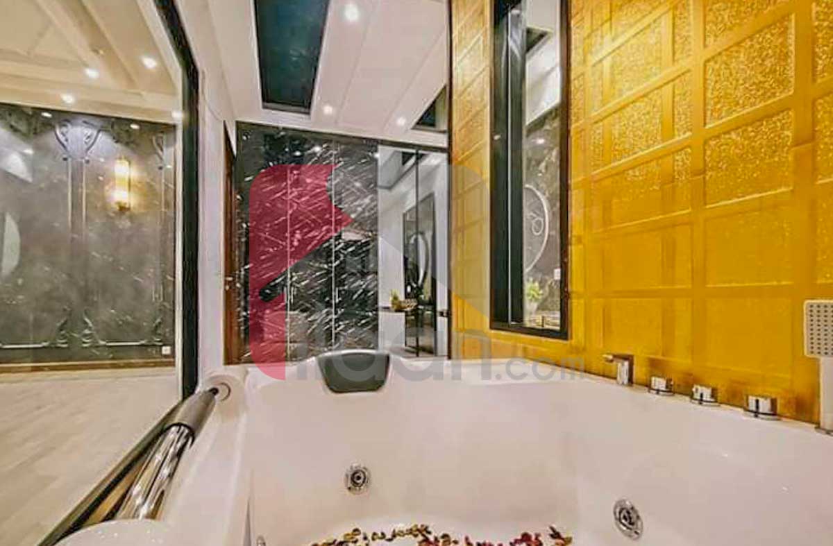1 Kanal House for Sale in Block D, Phase 6, DHA Lahore