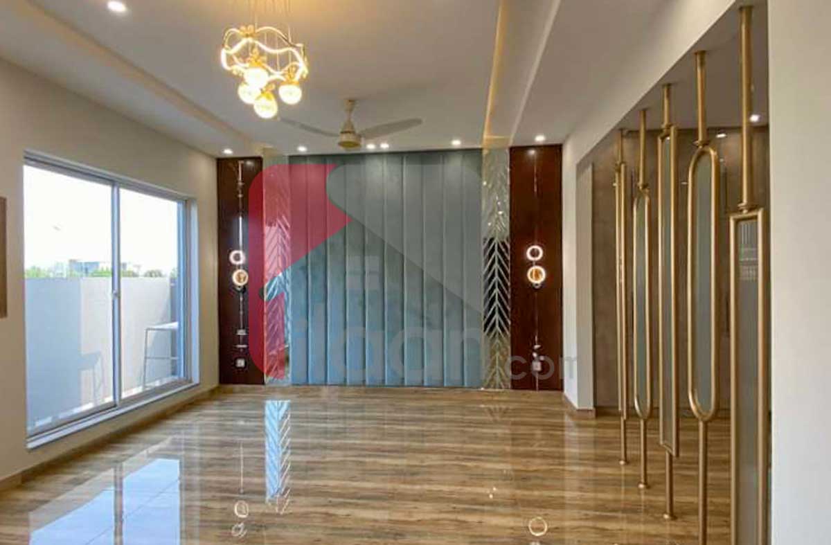 1 Kanal House for Sale in Block J, Phase 6, DHA Lahore