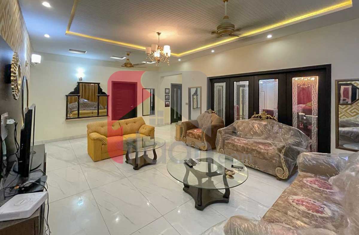 1 Kanal House for Sale in Block J, Phase 6, DHA Lahore