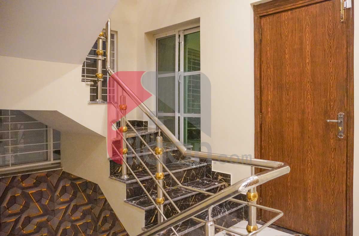 10 Marla House for Sale in Eastern Block, Phase 1, Bahria Orchard, Lahore