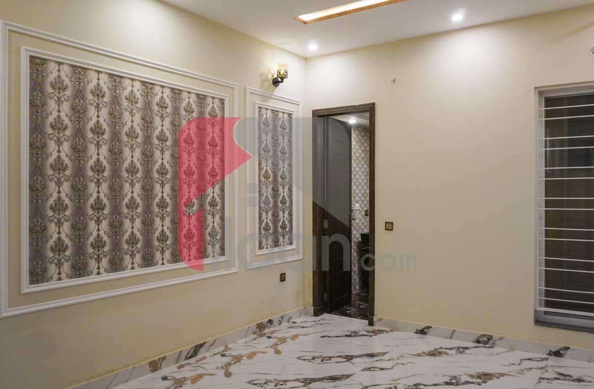 10 Marla House for Sale in Eastern Block, Phase 1, Bahria Orchard, Lahore