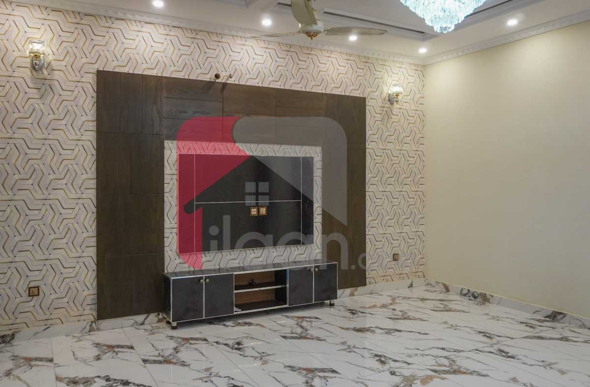 10 Marla House for Sale in Eastern Block, Phase 1, Bahria Orchard, Lahore