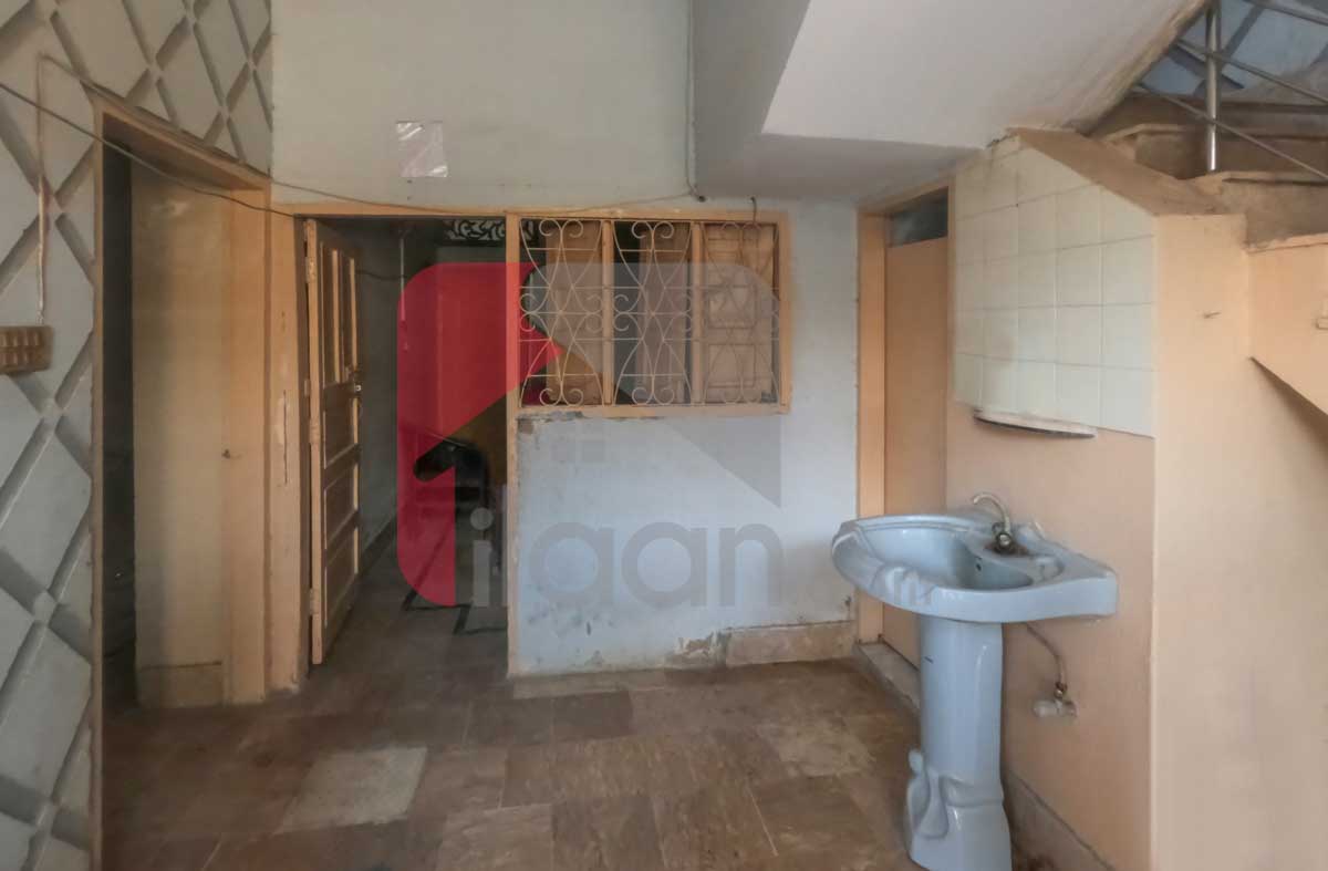 80 Sq.yd House for Sale in Lyari Basti, Karachi