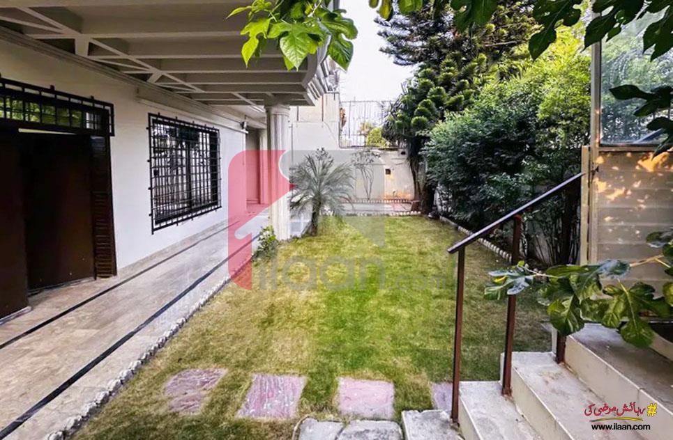 1.3 Kanal House for Sale in F-7, Islamabad