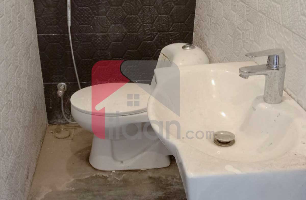 4 Marla Office for Rent in Block B, Phase 8 - Commercial Broadway, DHA Lahore