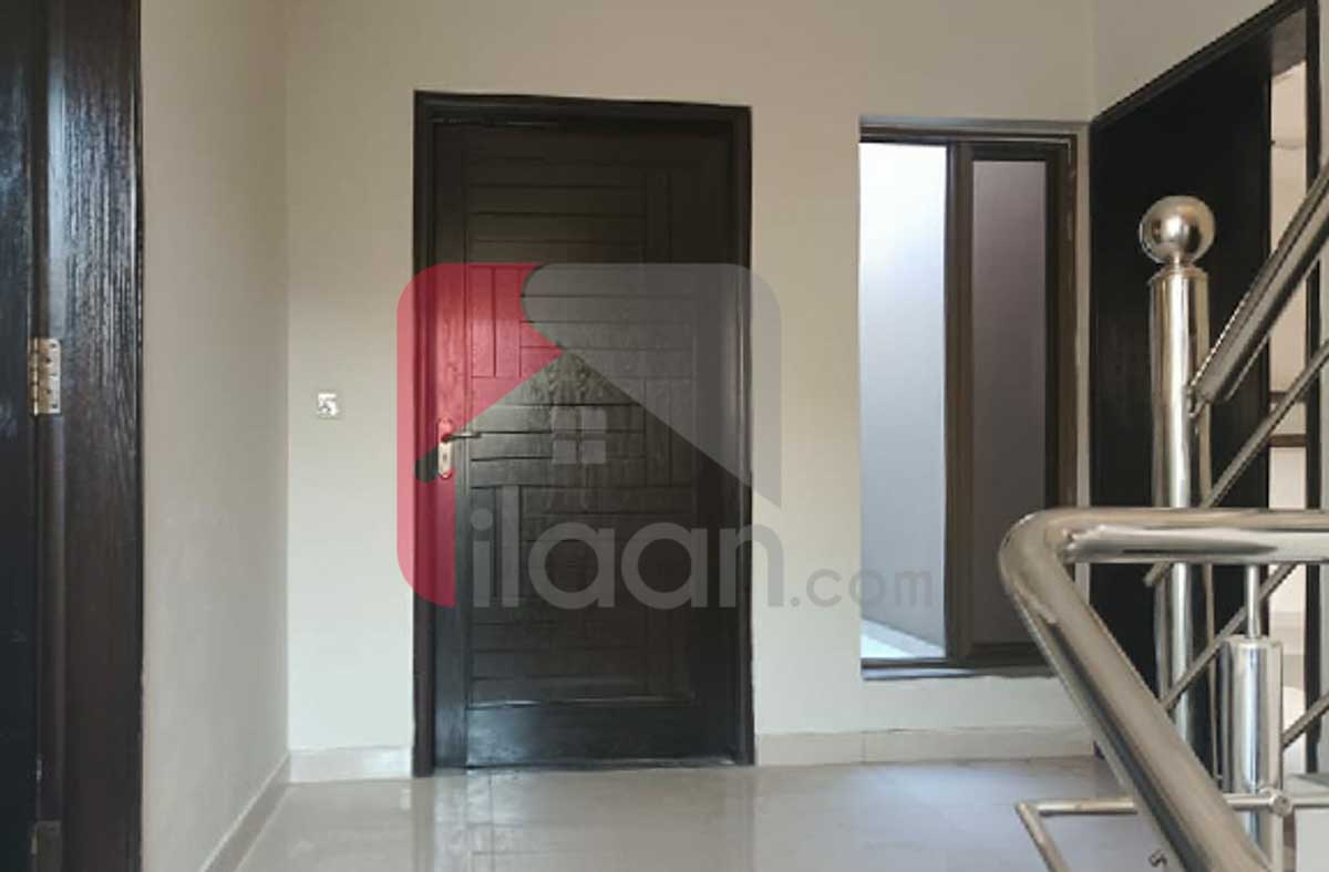 10 Marla House for Rent in Phase 8, DHA Lahore