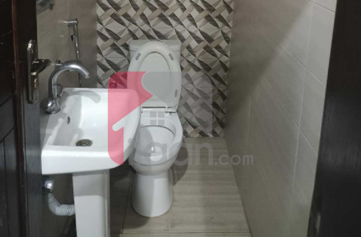 10 Marla House for Rent in Phase 8, DHA Lahore
