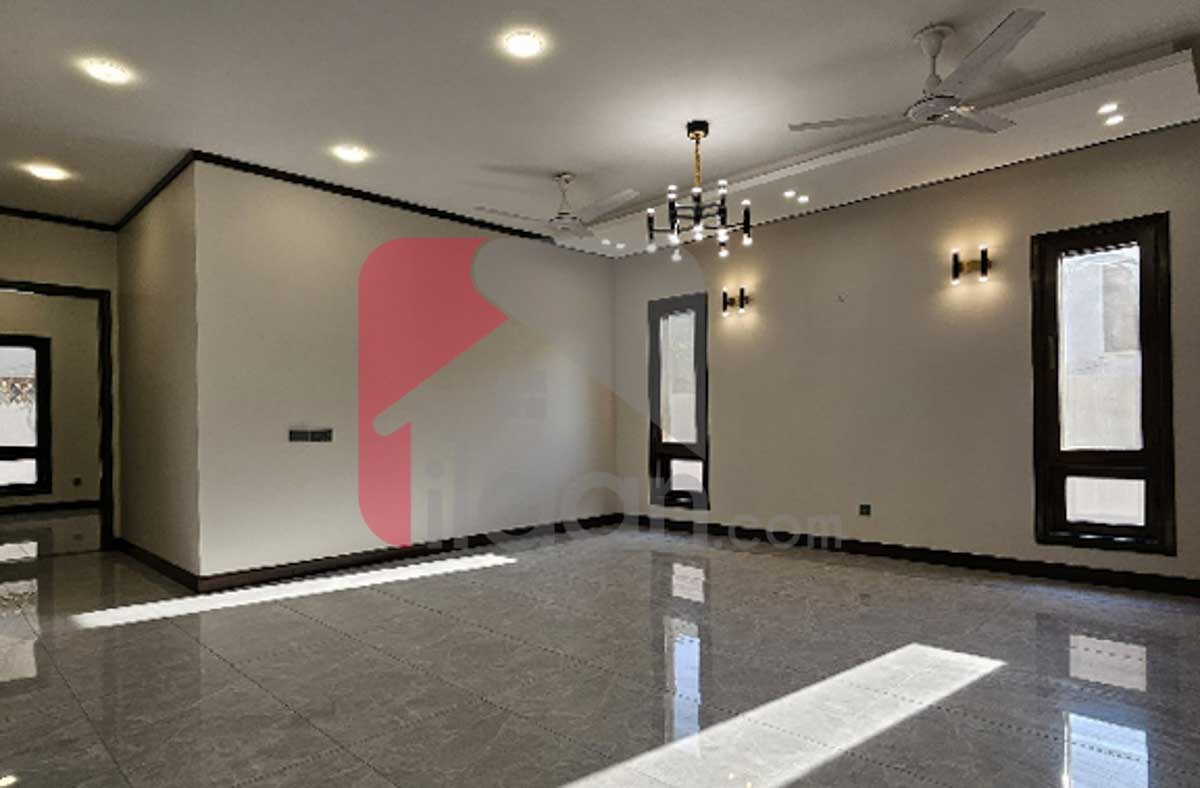 500 Sq.yd House for Sale in Bukhari Commercial Area, Phase 6, DHA Karachi