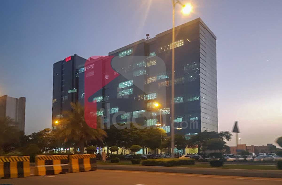 1100 Sq.ft Showrooms for Rent in Jinnah Avenue, Bahria Town, Karachi