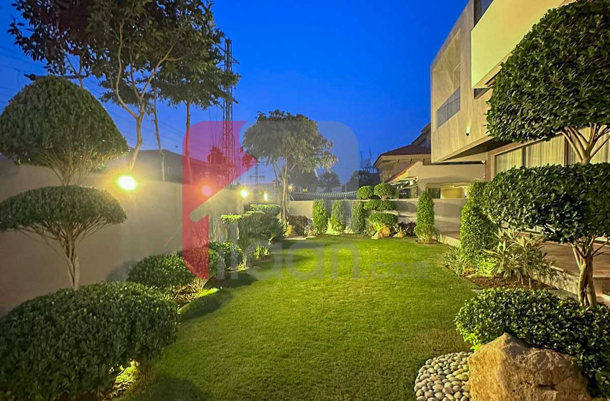 2 Kanal House for Sale in Block XX, Phase 3, DHA Lahore (Furnished)