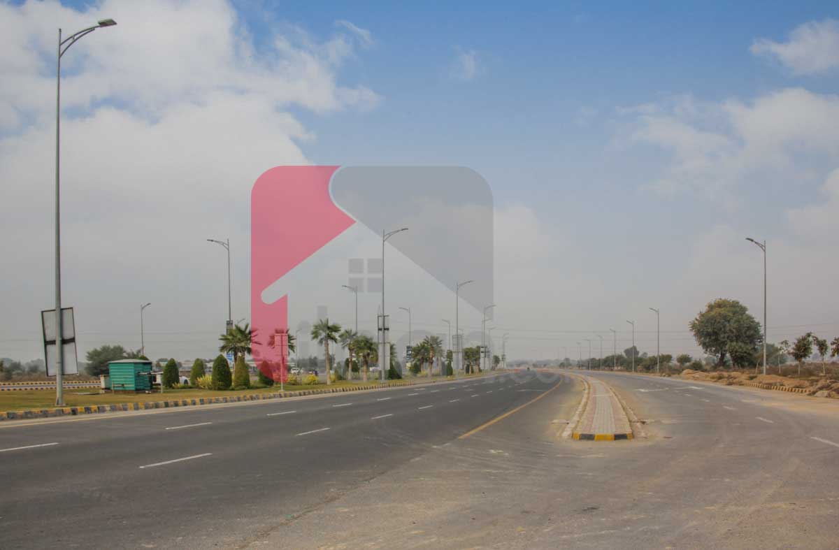 210 Sq.ft Shop for Sale (Lower Ground Floor) in Takmeel Square, Block N, Phase 1, DHA Bahawalpur