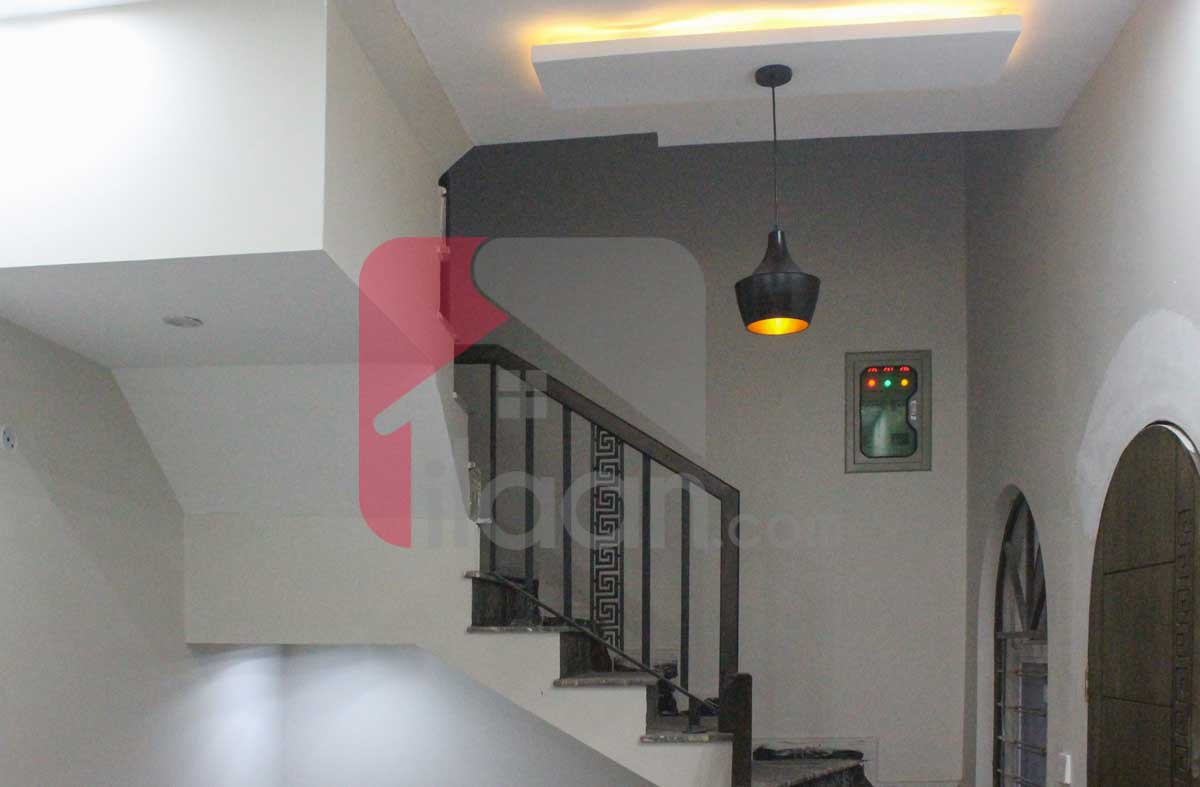 5.5 Marla House for Sale in Block D, Phase 2, Bahria Orchard, Lahore