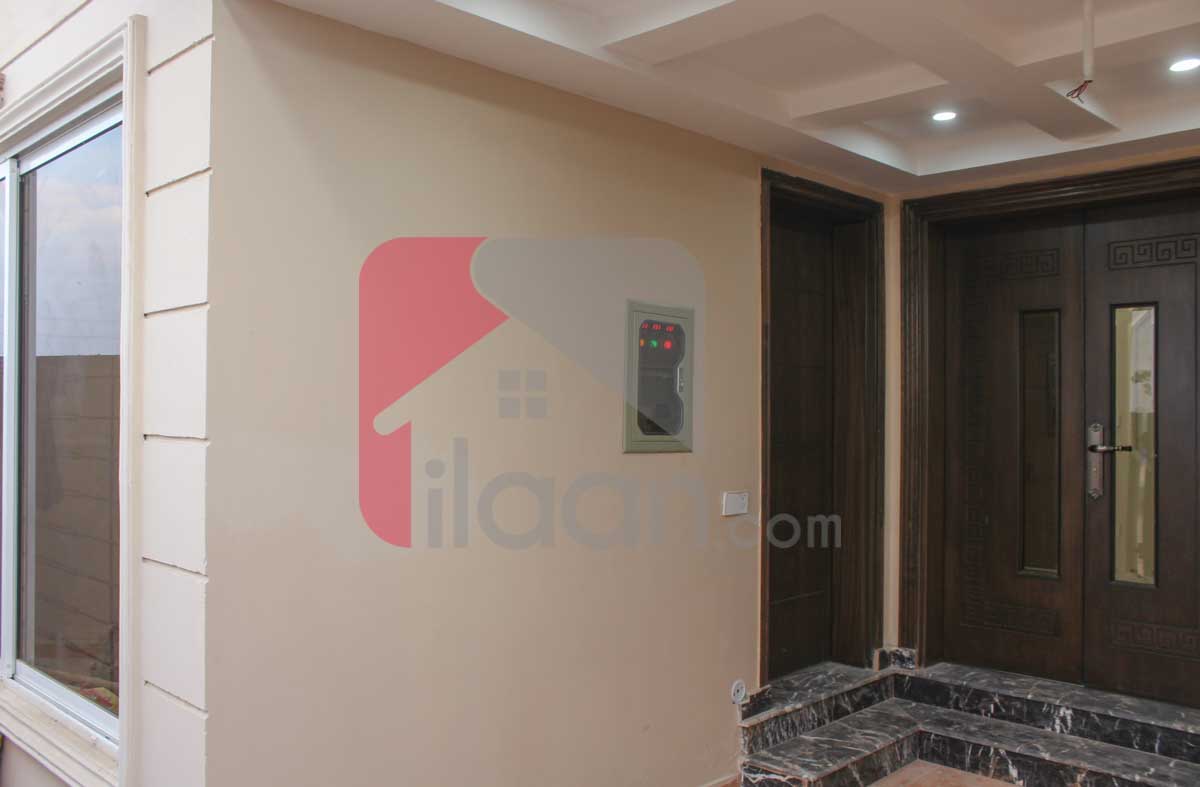 5.5 Marla House for Sale in Block D, Phase 2, Bahria Orchard, Lahore