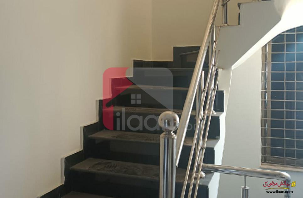 10 Marla House for Rent in Phase 8 - Air Avenue, DHA Lahore